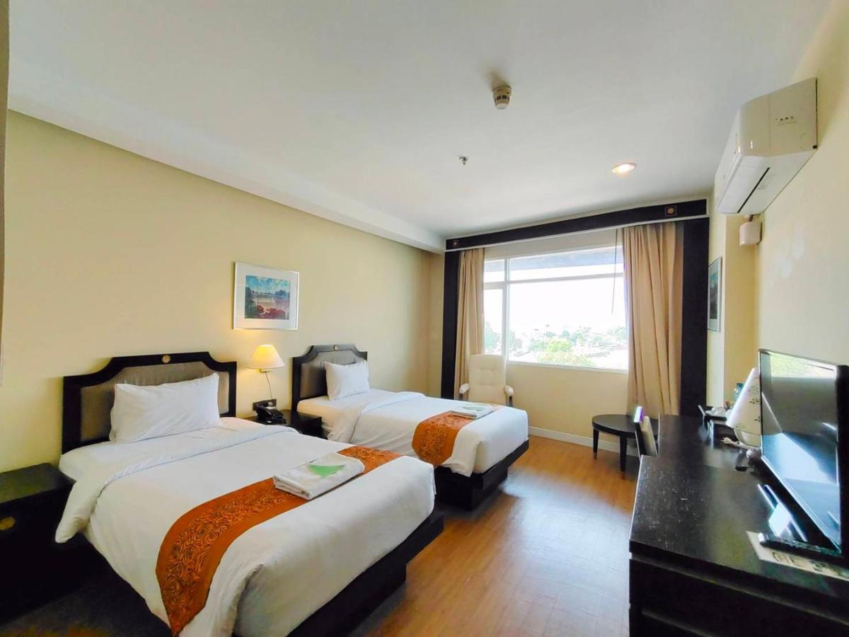 วังจันทร์ ริเวอร์วิว โฮเทล Hotel พิษณุโลก ภายนอก รูปภาพ