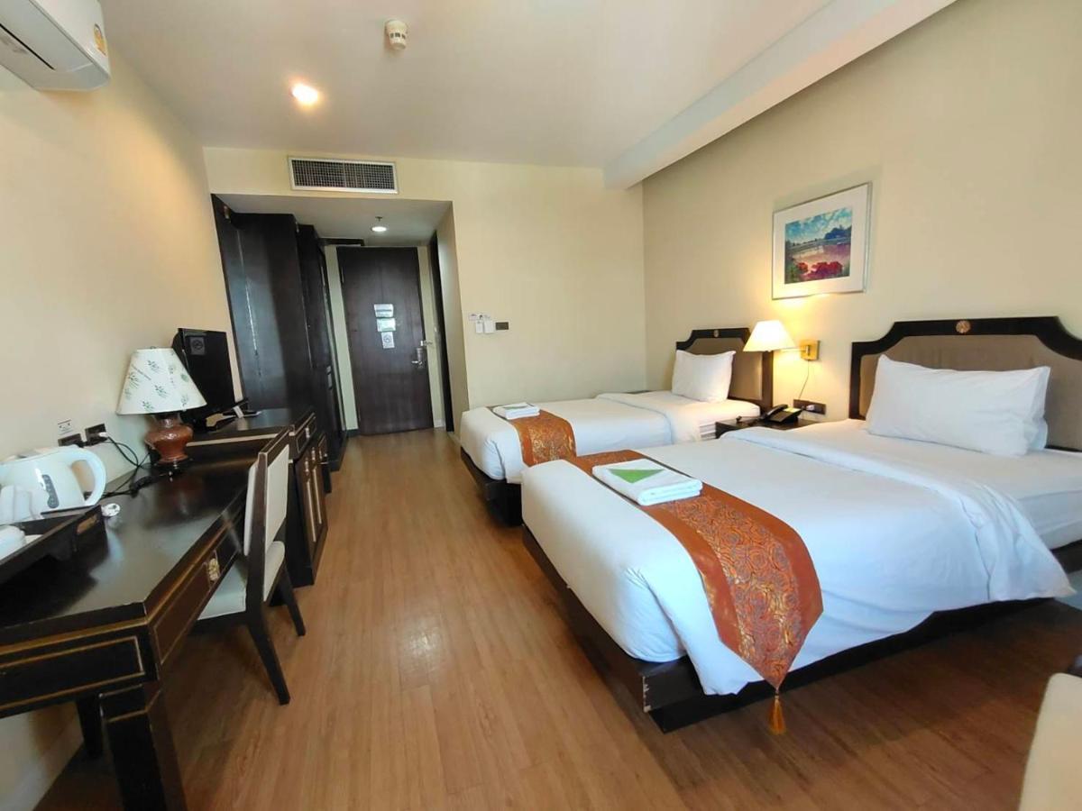 วังจันทร์ ริเวอร์วิว โฮเทล Hotel พิษณุโลก ภายนอก รูปภาพ