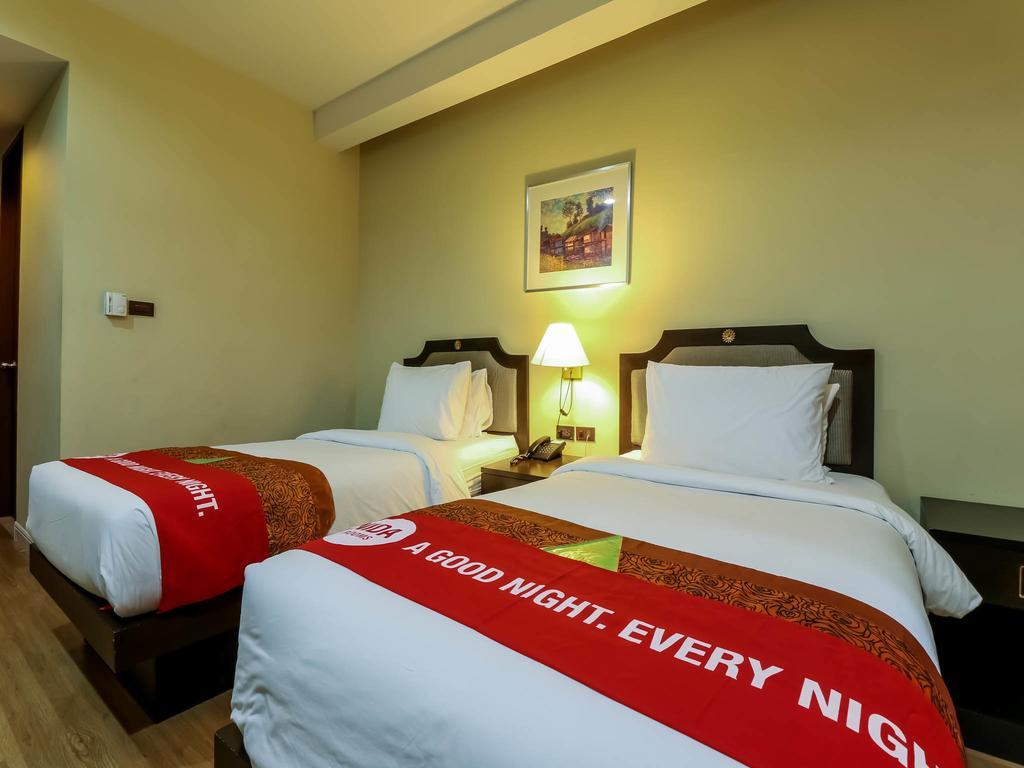 วังจันทร์ ริเวอร์วิว โฮเทล Hotel พิษณุโลก ภายนอก รูปภาพ