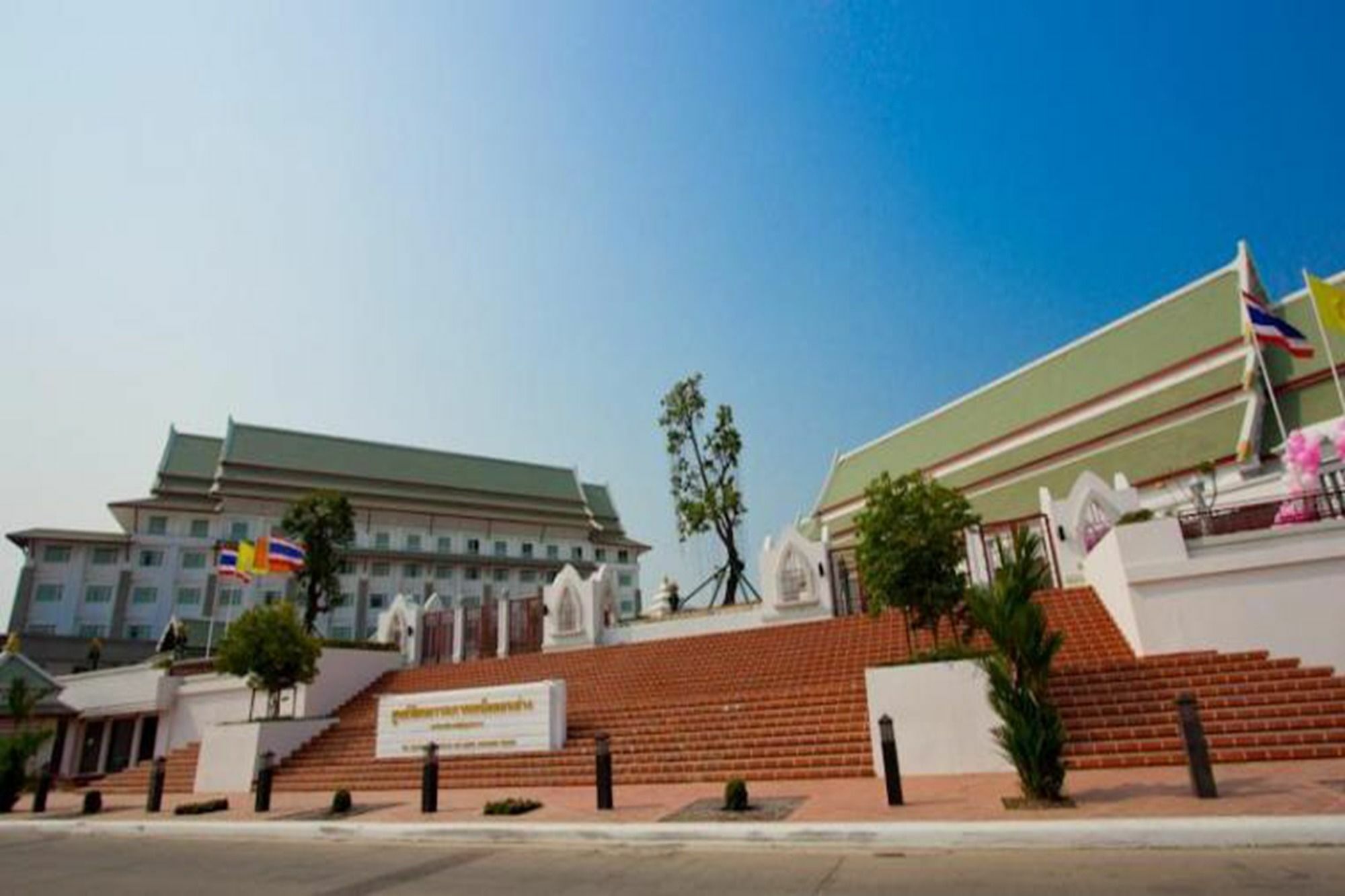 วังจันทร์ ริเวอร์วิว โฮเทล Hotel พิษณุโลก ภายนอก รูปภาพ